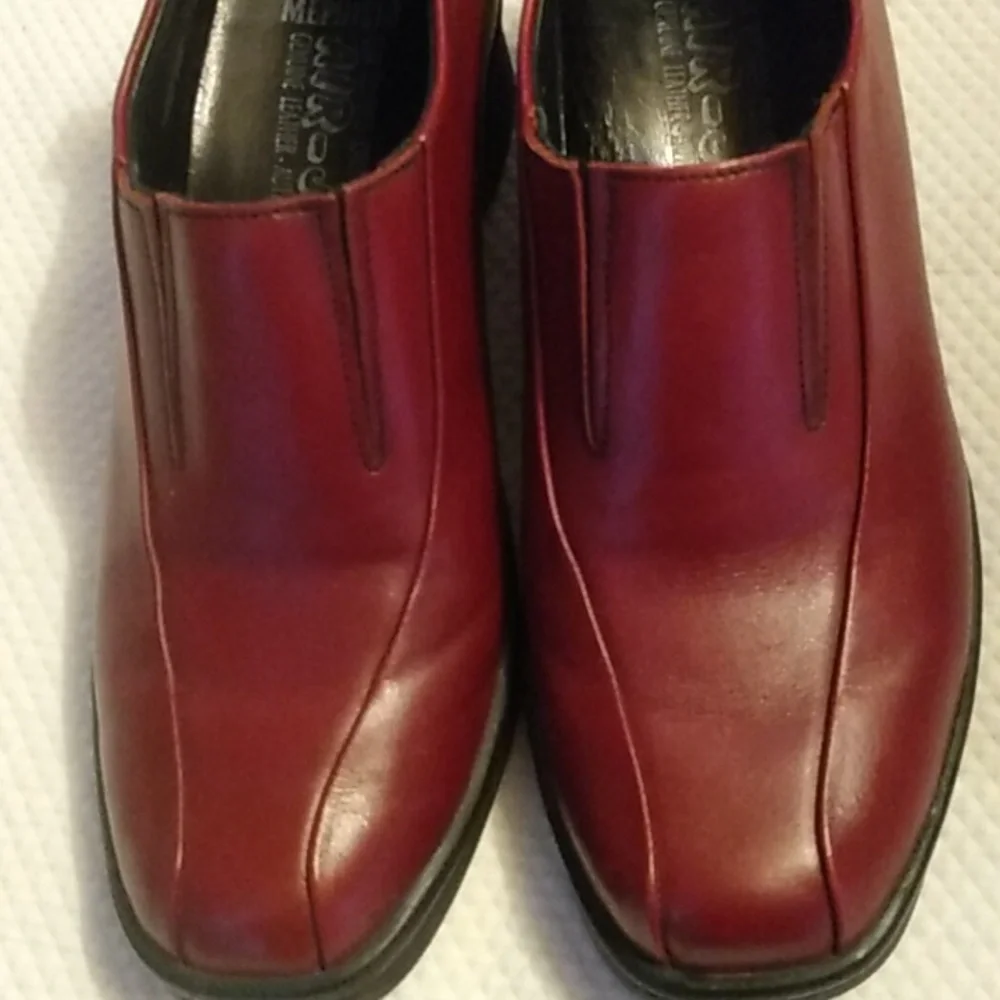 Mephisto Red Leather Slip-On Shoes 7.5 - Picture 2 of 8